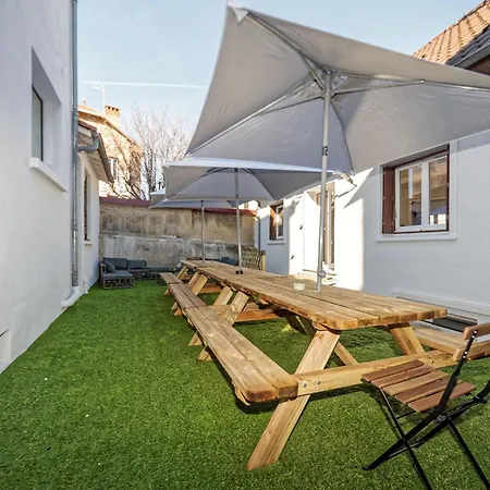 Maison 15 Couchages Ideale Pour Sejour En Groupe Tatil Evi Clermont-Ferrand