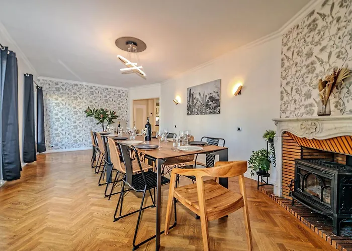 Dom wakacyjny Maison 15 Couchages Ideale Pour Sejour En Groupe Clermont-Ferrand